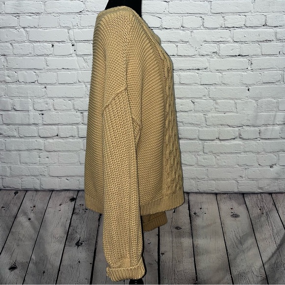 Free People Dream Cable Knit Crewneck Sweater Size Large Unisex - Picture 9 of 12